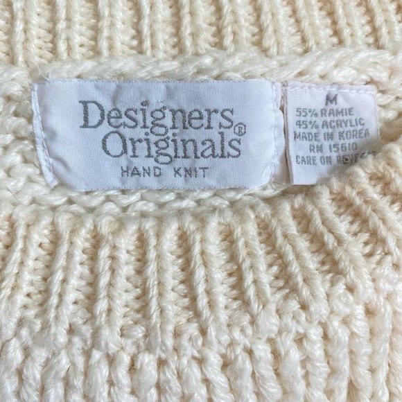 Vintage cream pastel hand knit sweater - Picture 5 of 8